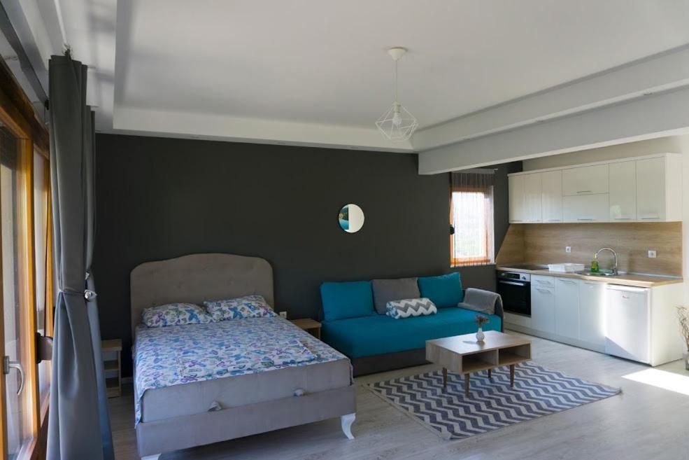 Apartments Ena Требинье Экстерьер фото