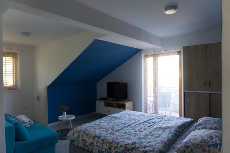 Apartments Ena Требинье Экстерьер фото