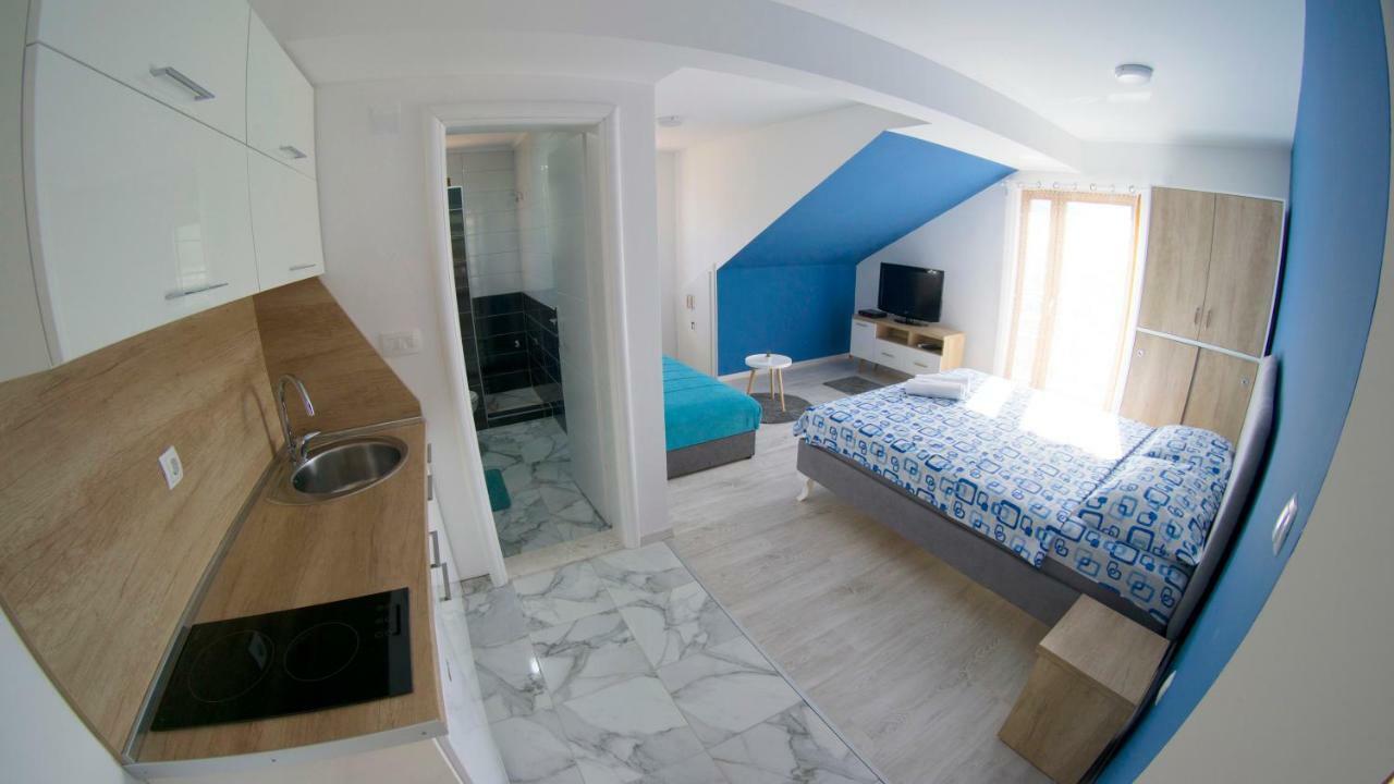 Apartments Ena Требинье Экстерьер фото